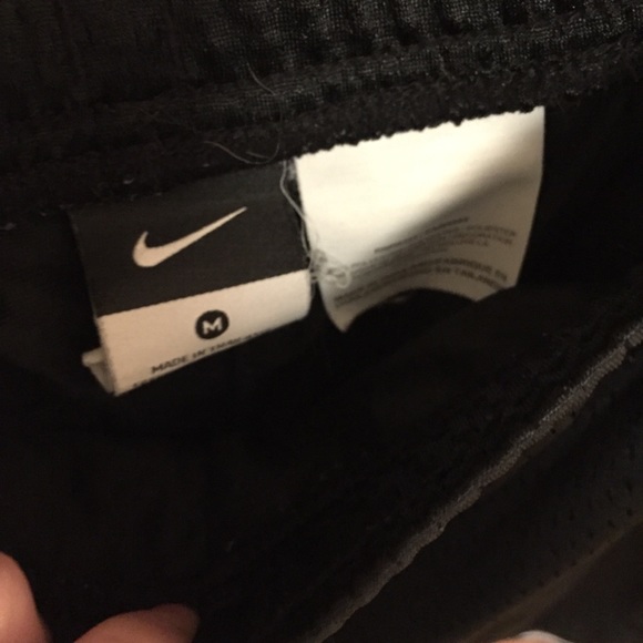 Nike Shorts - Picture 2 of 4